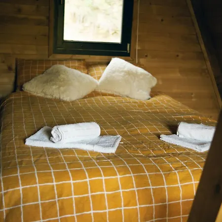 Unique House Paradiso בית נופש *