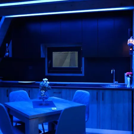 Unique House Paradiso Сasa de vacaciones